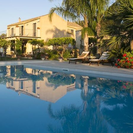 Baglio Sant'Andrea Bed and Breakfast Valderice Exteriör bild