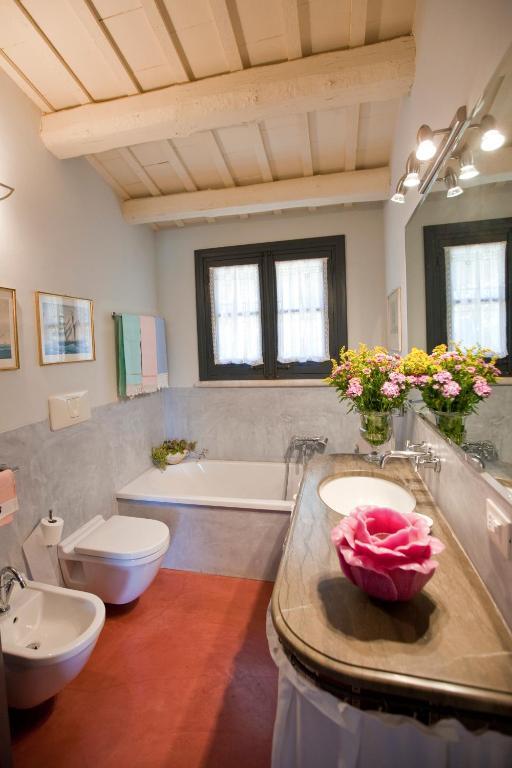 Baglio Sant'Andrea Bed and Breakfast Valderice Rum bild